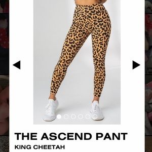 Balance king cheetah leggings size M